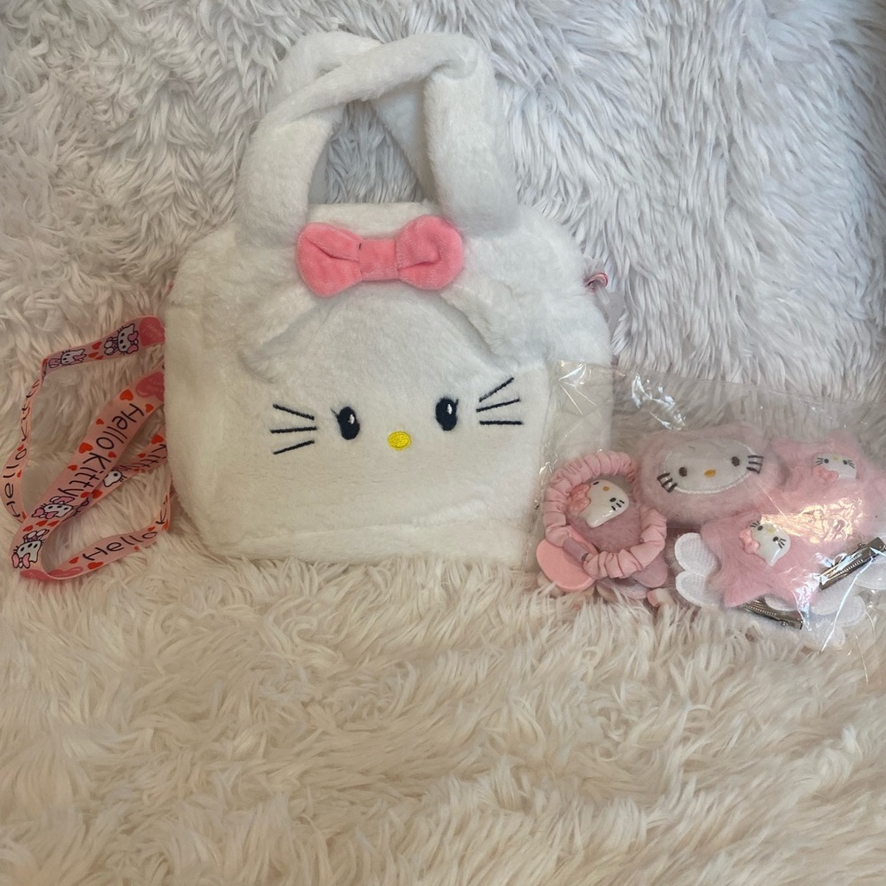 Hello Kitty Plush Bag with Pink Bow and 15 Pc. Hair Accessory Set